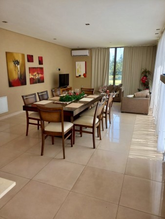 ARENAS DEL SUR CASA EN VENTA 