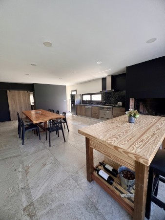 RUMENCO CASA EN VENTA 4 AMB CON GRAN QUINCHO Y PILETA