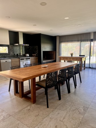 RUMENCO CASA EN VENTA 4 AMB CON GRAN QUINCHO Y PILETA