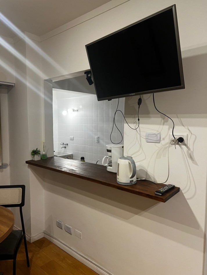 Monoambiente amplio contrafrente 