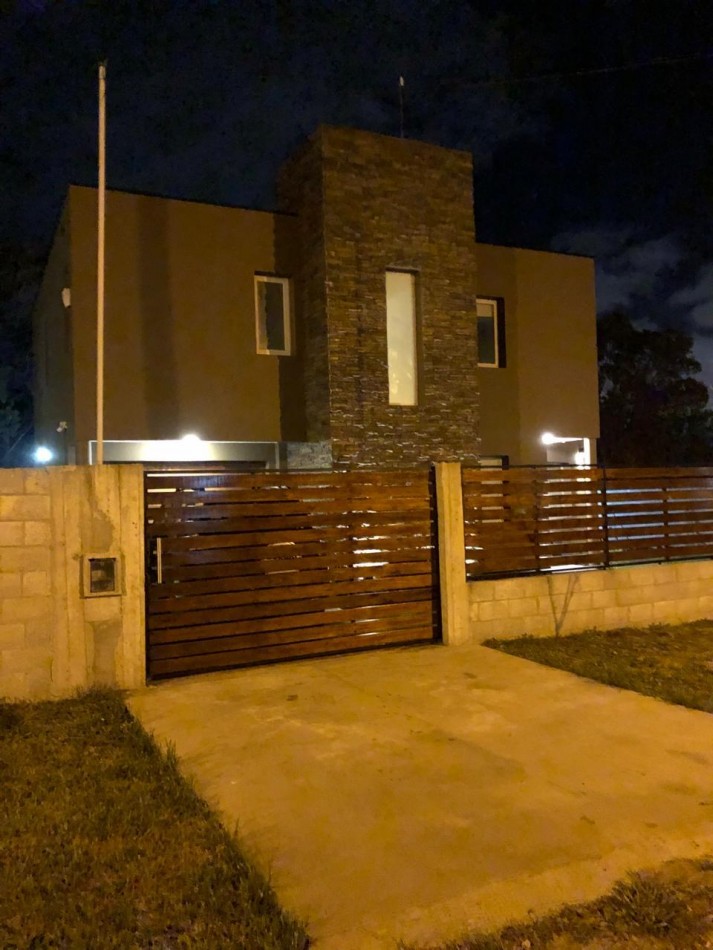 CASA EN VENTA BARRIO SAN JACINTO
