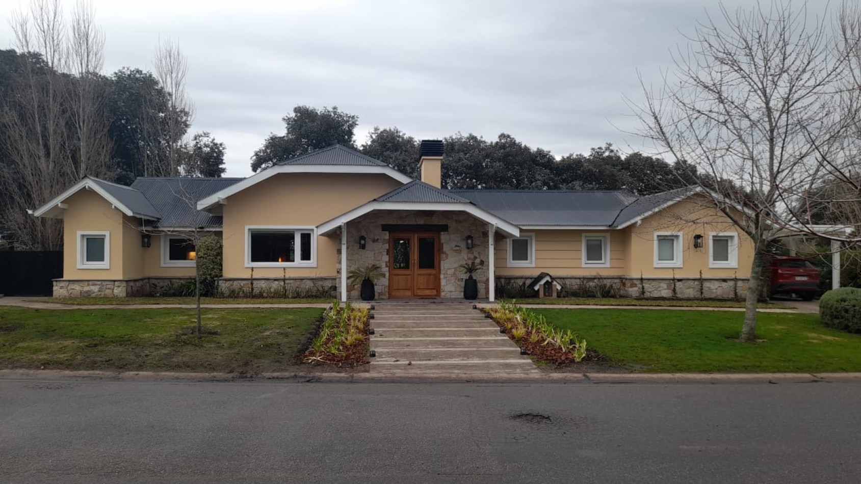 ARENAS DEL SUR EXCLUSIVA PROPIEDAD EN ALQUILER 