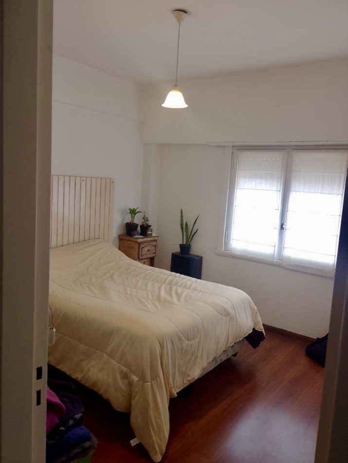 DEPARTAMENTO EN VENTA 1 er piso por escalera 
