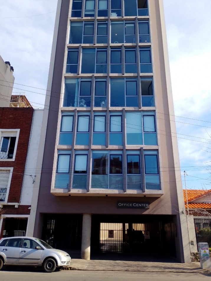 OFICINA EN ALQUILER 