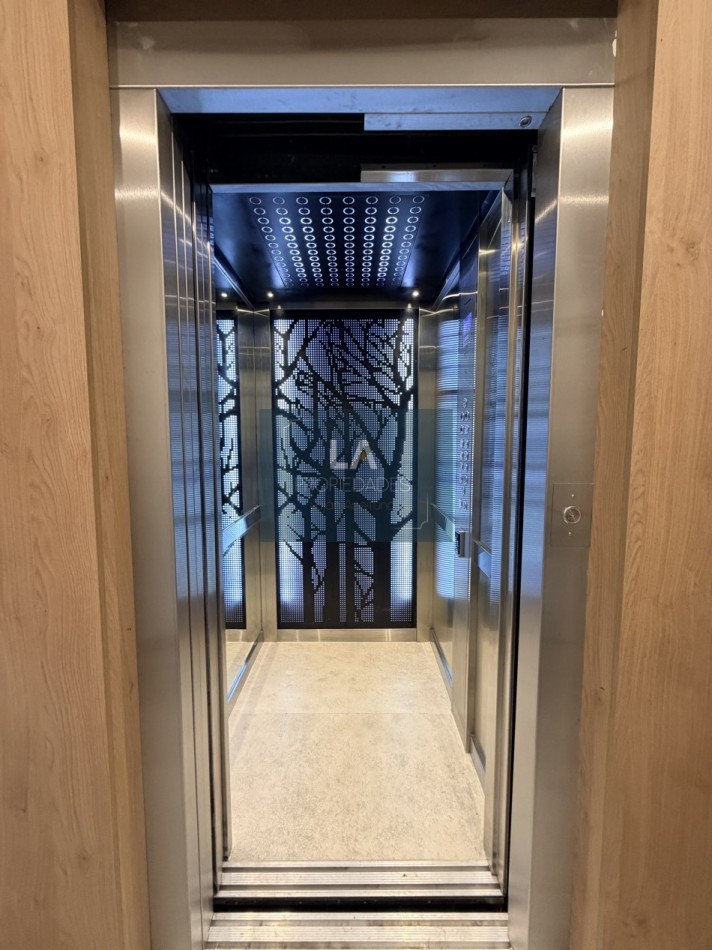 Departamento 2 ambientes con cochera Guemes 