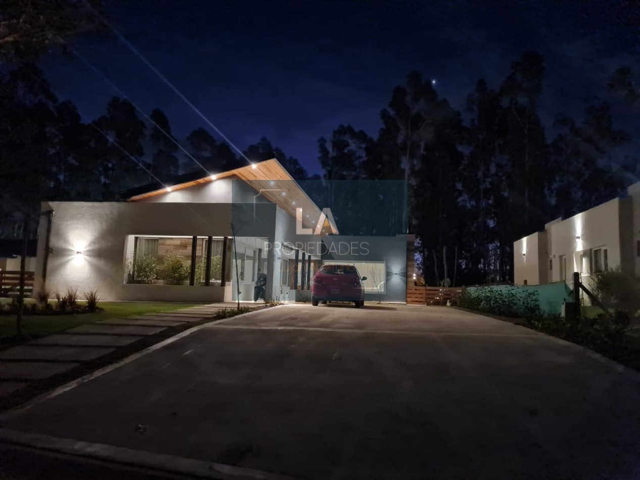 ARENAS DEL SUR IMPECABLE PROPIEDAD EN VENTA 