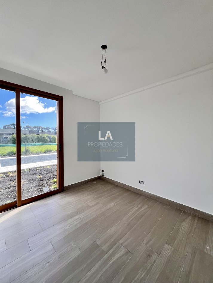 ARENAS CHICO CASA 4 AMBIENTES CON PILETA