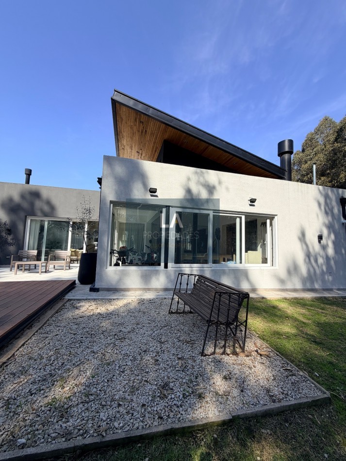 ARENAS DEL SUR Impecable propiedad en VENTA 