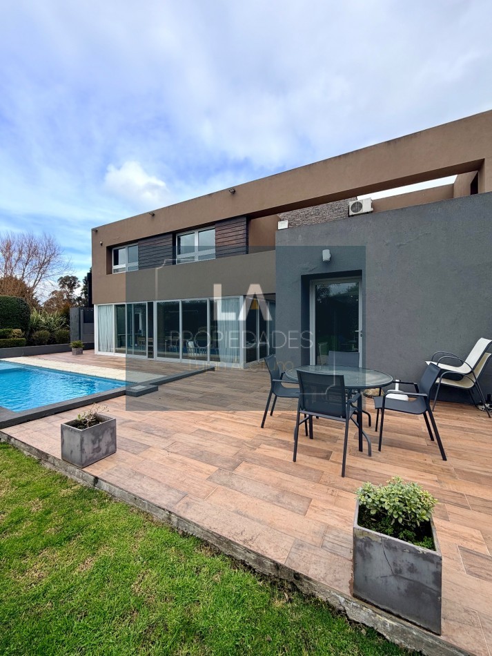 RUMENCO IMPECABLE PROPIEDAD EN VENTA 