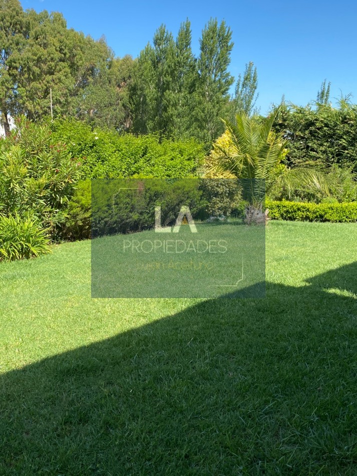 RUMENCO CASA EN VENTA DE 5 AMB CON PILETA 