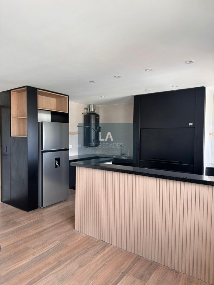 Departamento 2 ambientes con cochera Guemes 