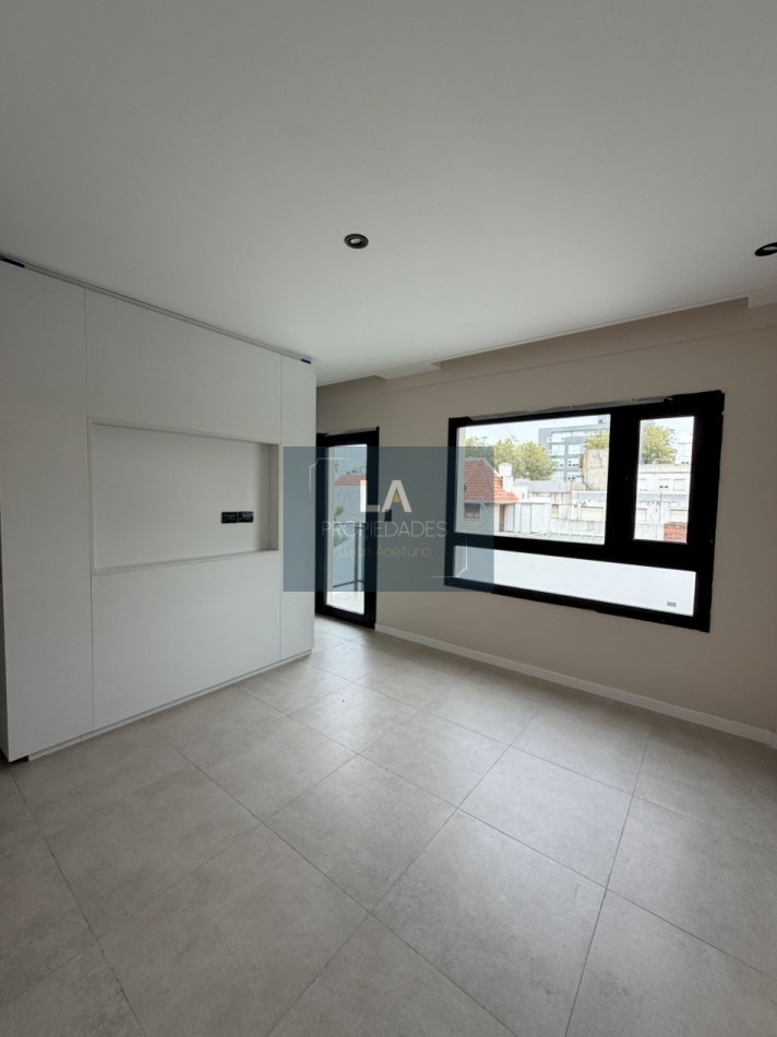 Departamento 2 ambientes con cochera Guemes 