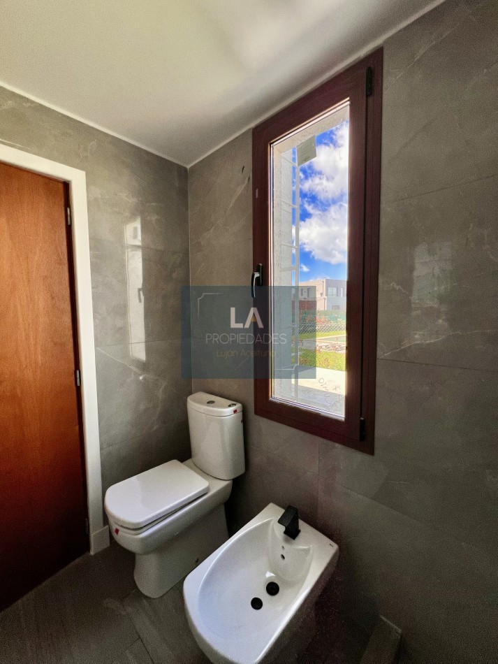 ARENAS CHICO CASA 4 AMBIENTES CON PILETA