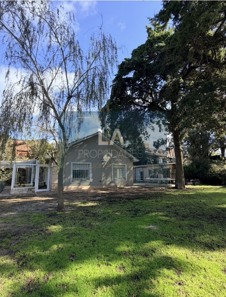 BOSQUE PERALTA RAMOS CASA EN VENTA 