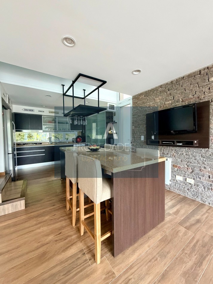 RUMENCO IMPECABLE PROPIEDAD EN VENTA 
