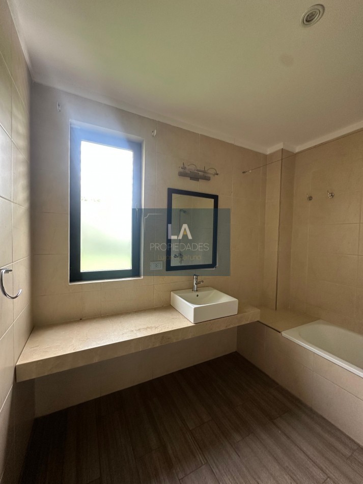 RUMENCO CASA EN ALQUILER 