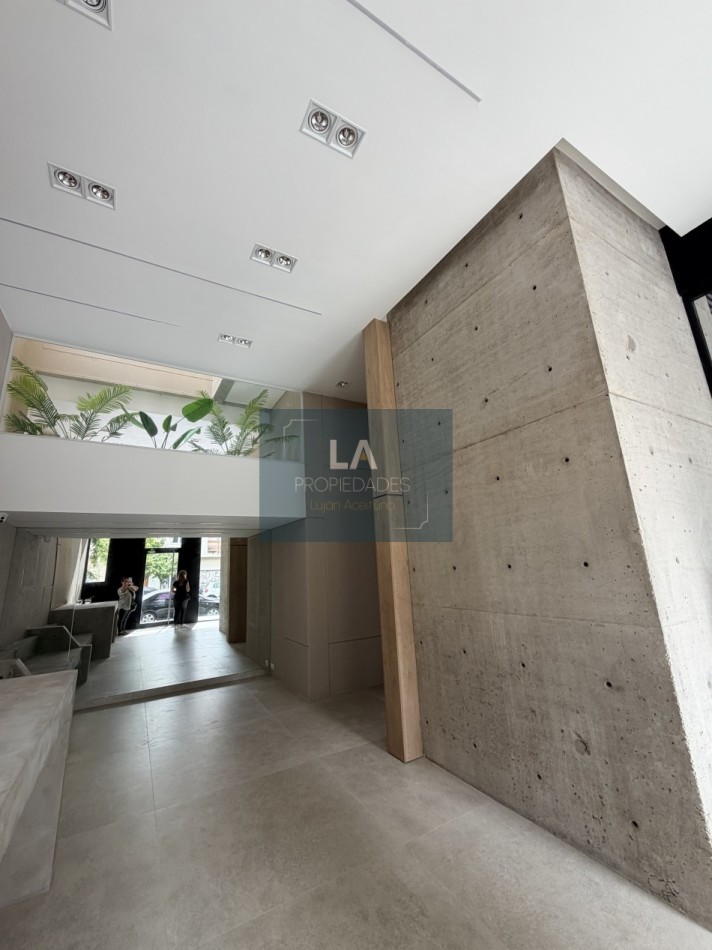 Departamento 2 ambientes con cochera Guemes 