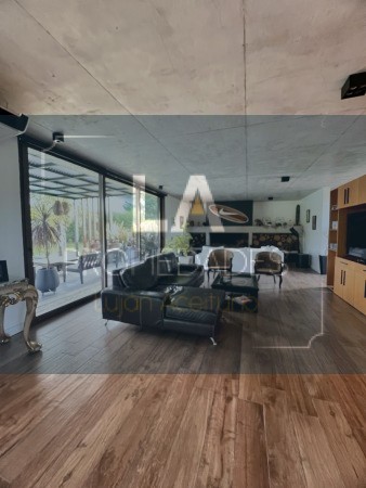 RUMENCO EXCLUSIVA CASA EN VENTA 