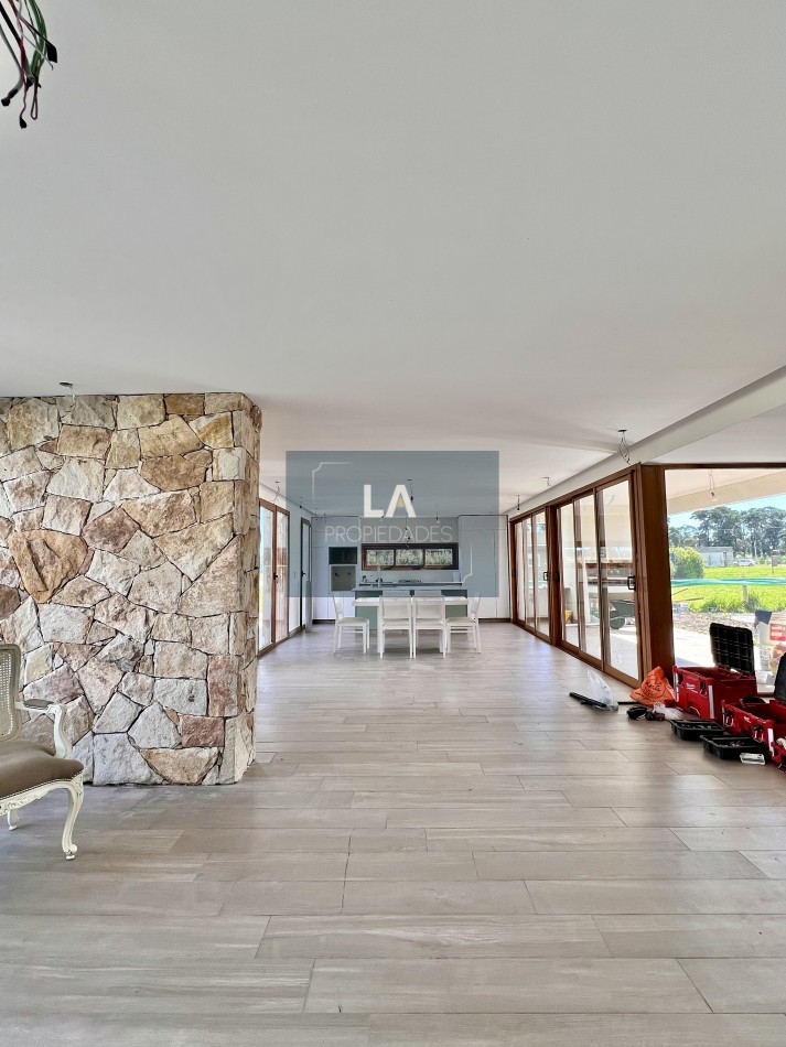 ARENAS CHICO CASA 4 AMBIENTES CON PILETA