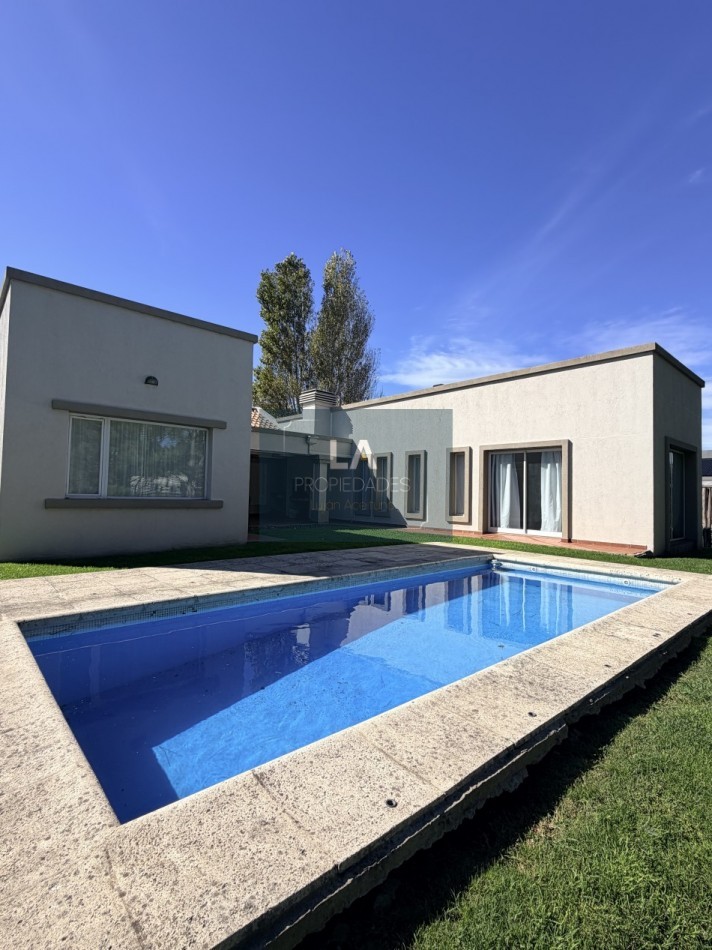 RUMENCO Casa 4 ambientes en Alquiler 