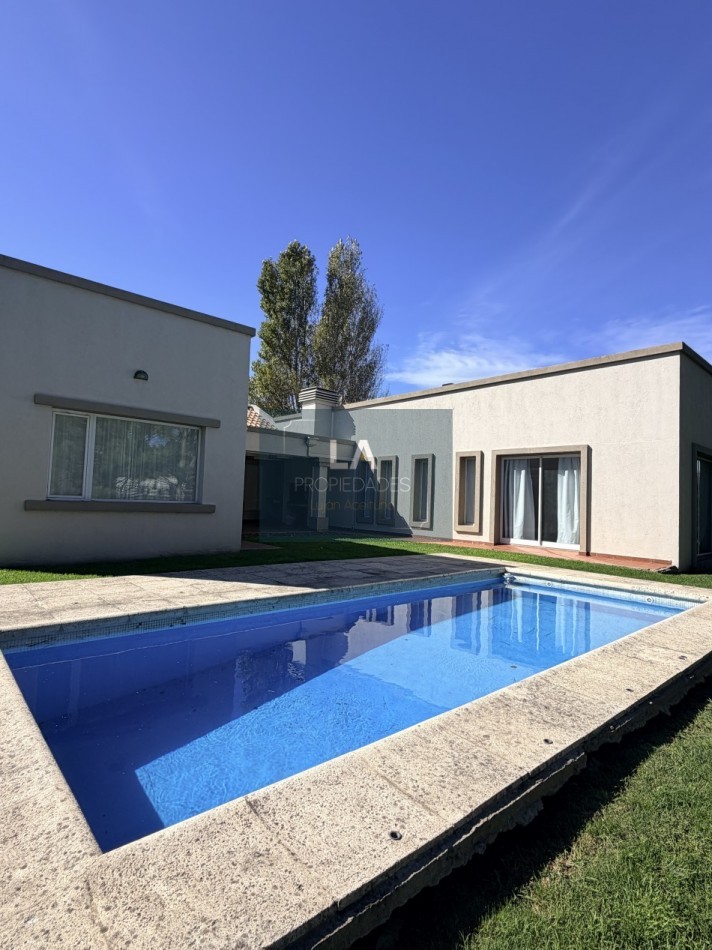 RUMENCO Casa 4 ambientes en Alquiler 