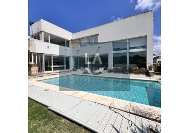 ARENAS DEL SUR MAGNIFICA PROPIEDAD EN VENTA 